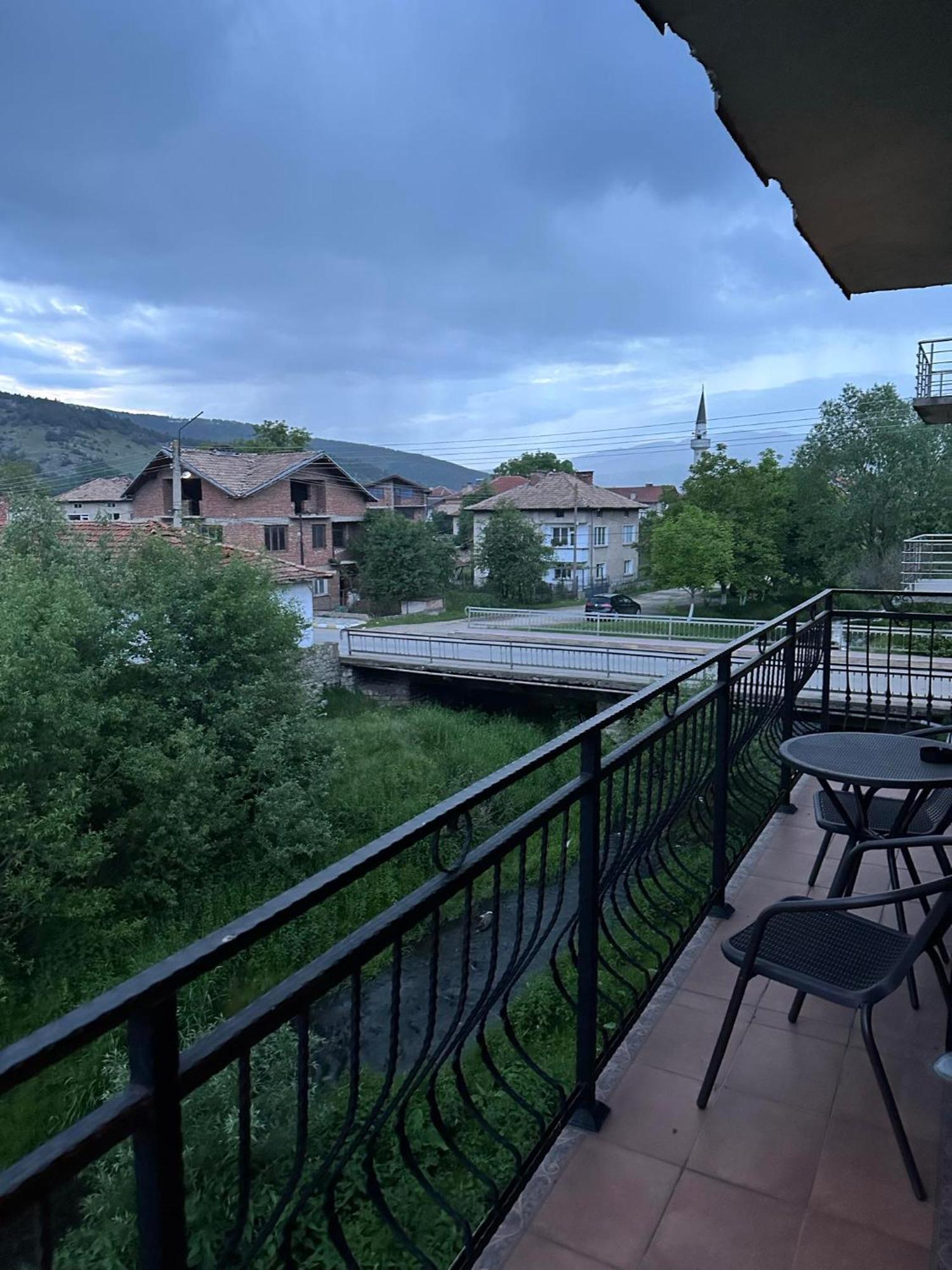 Къща За Гости Арнаудови Kostandovo Dış mekan fotoğraf